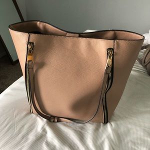 large tote purse!